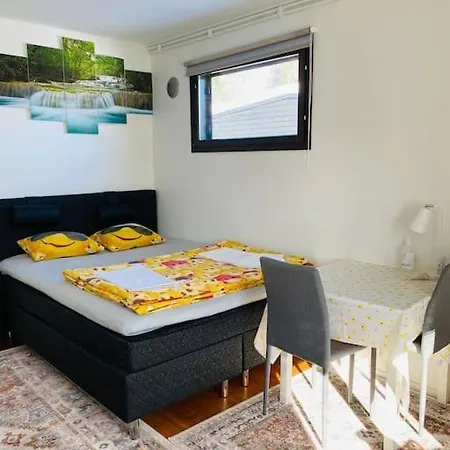 Two And Dining Area And Private Entrance In A Row House. Apartment
